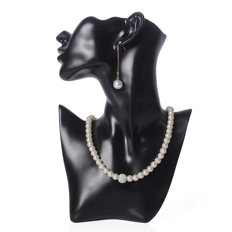 Elegant Smooth Resin Mannequin Jewelry Displays