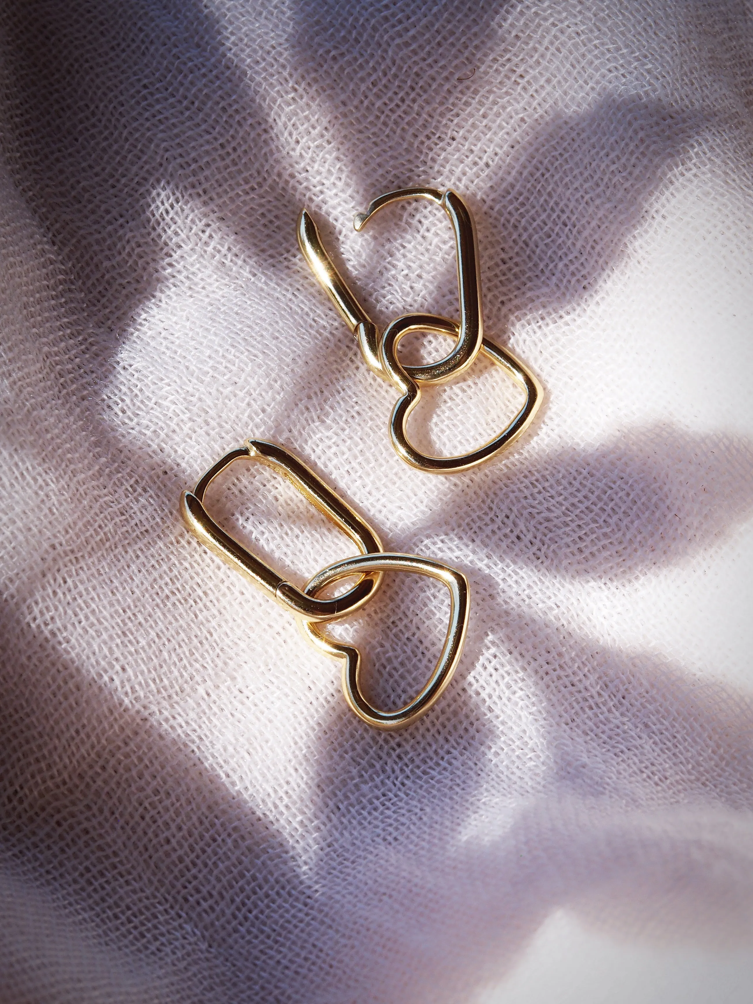 Elongated Dangling Heart Huggie Hoop Earrings - Pu’uwai