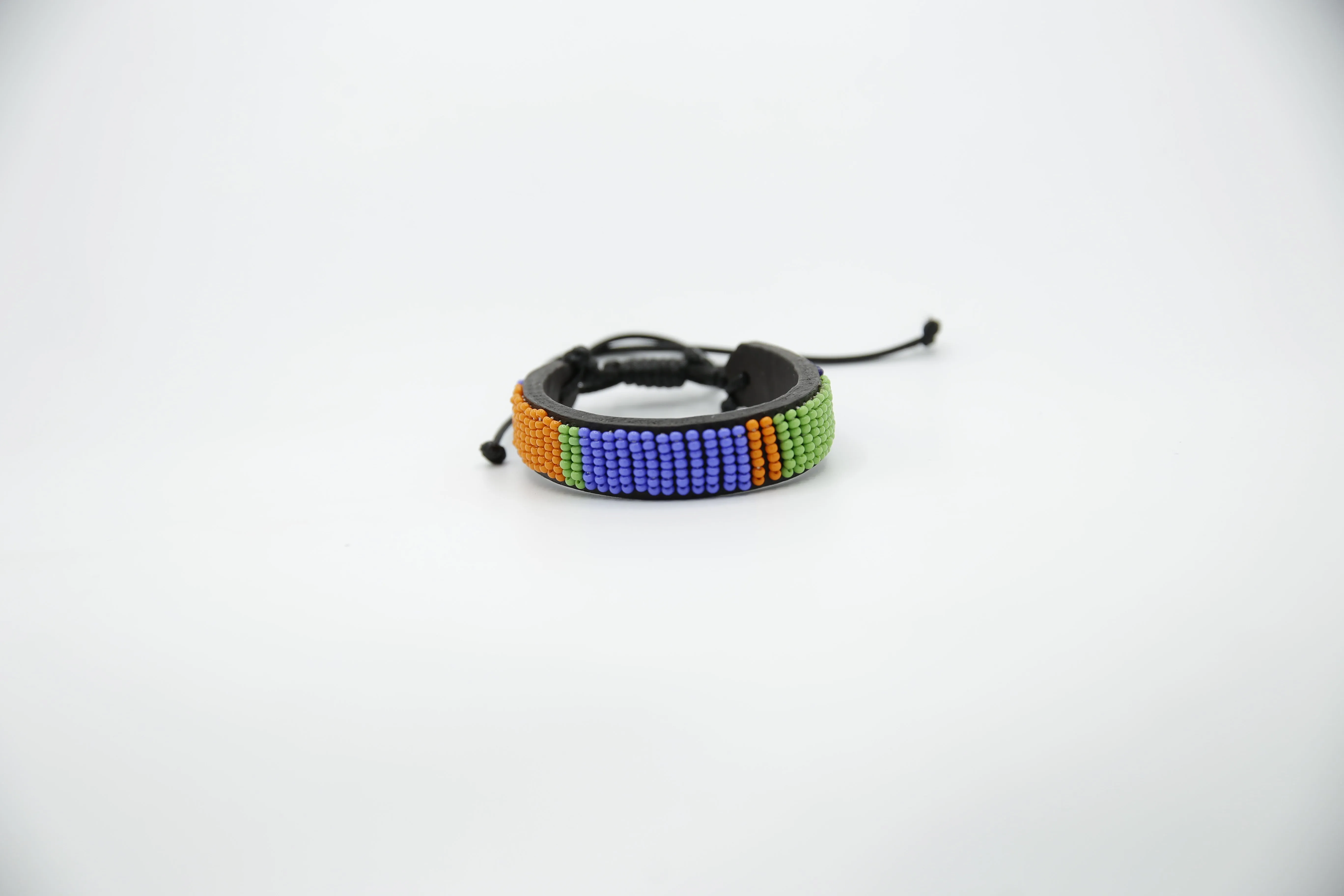 Maaai Beaded Bracelet 29 - Adjustable Cord