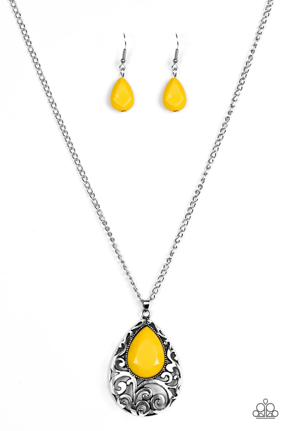 Paparazzi Necklace ~ Voguish Vanity - Yellow