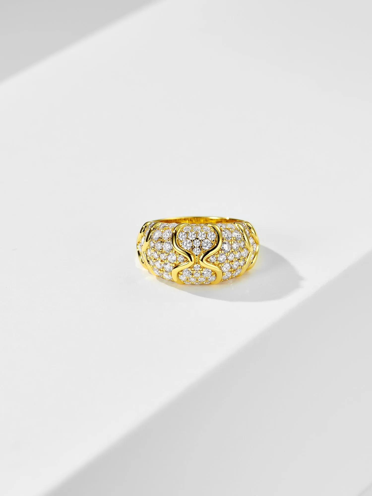 Ripple Pattern Pavé Ring