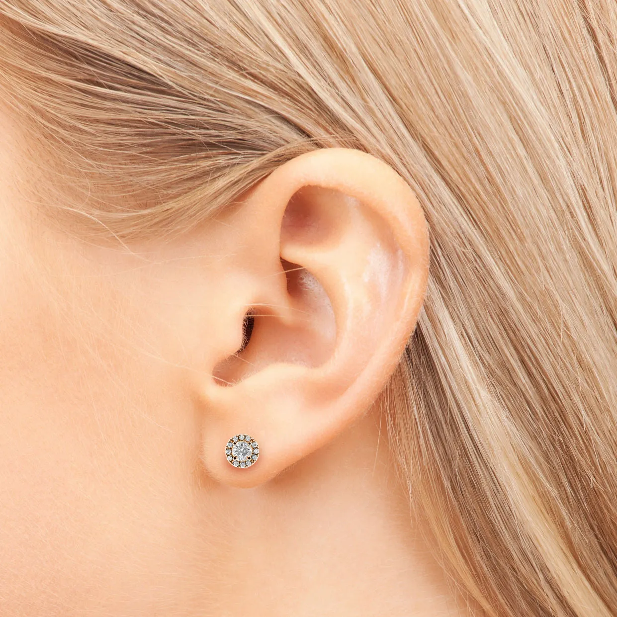 Round diamond halo stud earrings